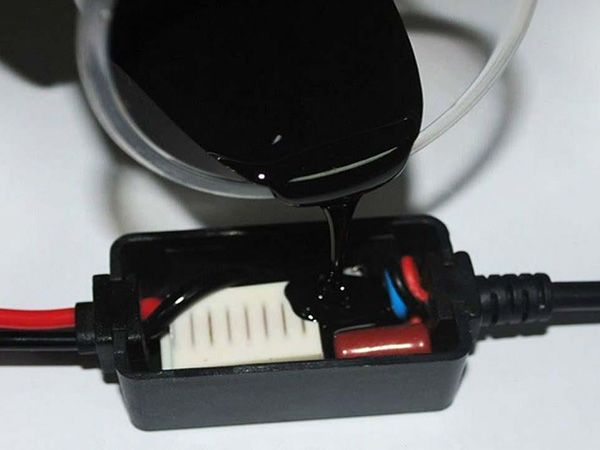 環(huán)氧樹脂灌封膠固化后的開裂原因及解決方案